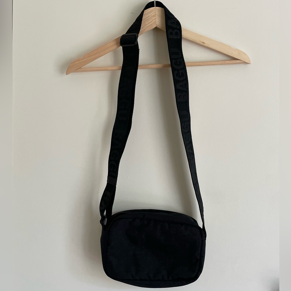 BAGGU Camera Crossbody